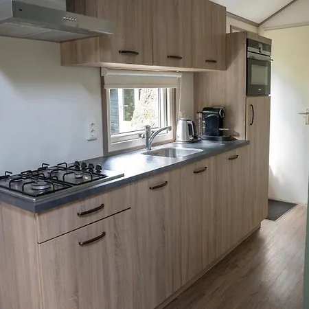 Holiday home For 6 In Near Nature Park Ermelo