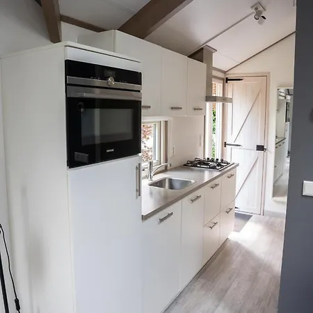 Holiday home For 6 In Near Nature Park Ermelo