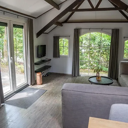 Holiday home For 6 In Near Nature Park *